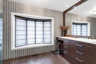 Ensuite bathroom