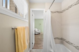 Salle de bains attenante à la CCP