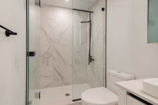 Salle de bains attenante à la CCP