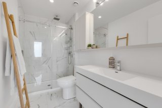 Ensuite bathroom