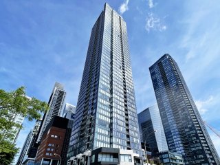 #2803 - 1288 Rue St-Antoine O.