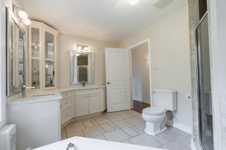 Ensuite bathroom