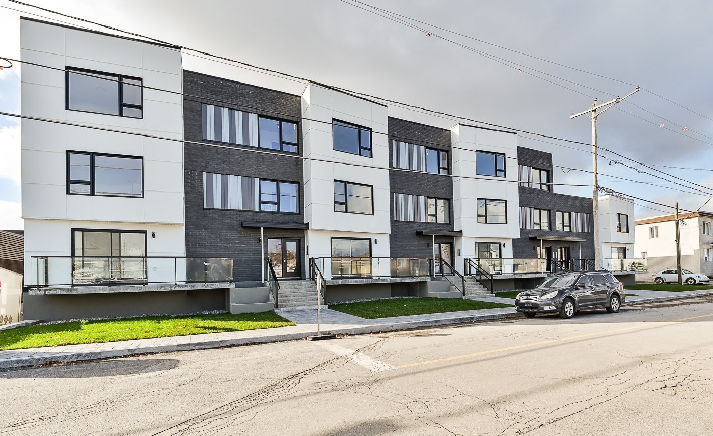 #302 - 20 Rue Prud'Homme E.