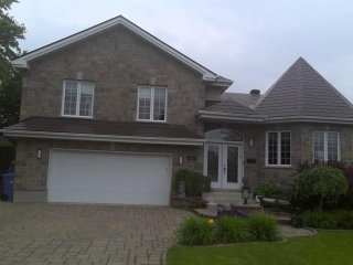 1394 Rue Coursol