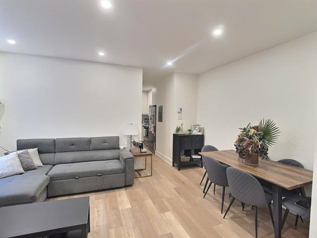 #43 - 2106 Av. Claremont