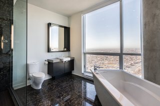 Salle de bains attenante à la CCP