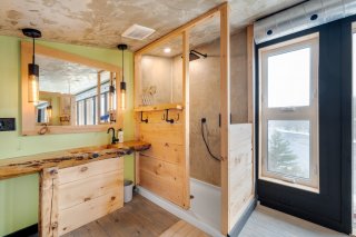 Ensuite bathroom