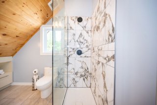 Ensuite bathroom