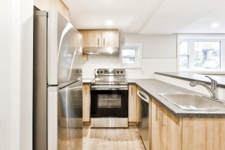 4844 Av. Rosedale
