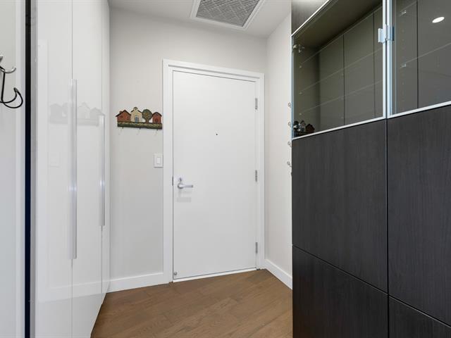 #402 - 275 Rue Étienne-Lavoie