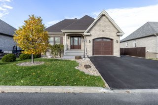 3059 Rue De La Brisardière