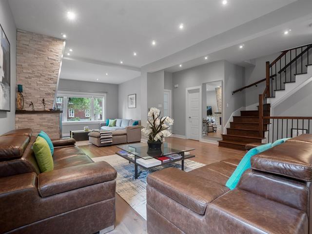 5929 Av. Clanranald