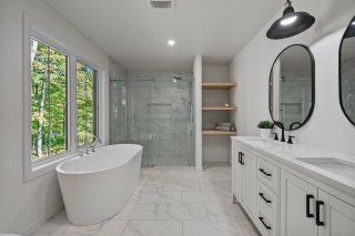 Salle de bains attenante à la CCP