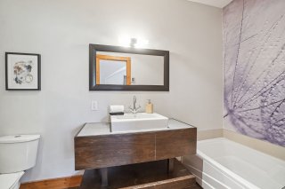 Ensuite bathroom