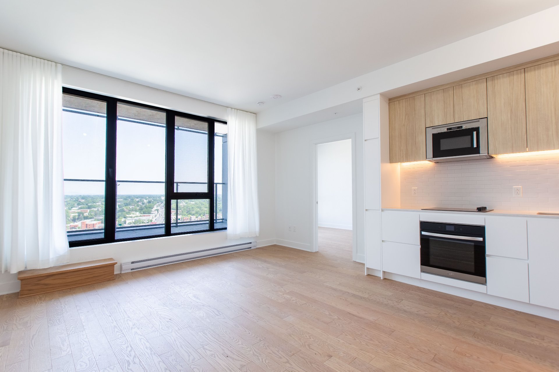#1904 - 200 Rue Marie-Charles-Le Moyne