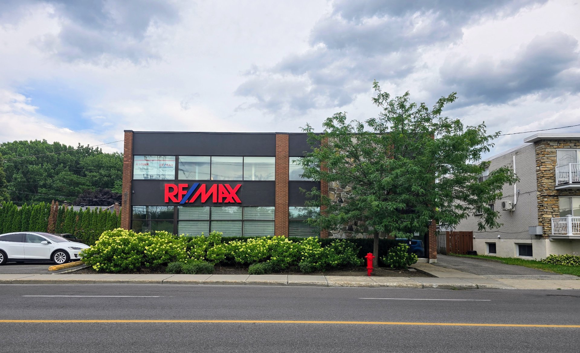 8282 Boul. Champlain