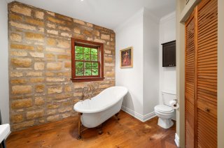 Ensuite bathroom