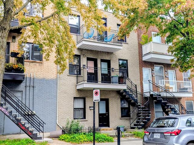 2441 Av. d'Orléans