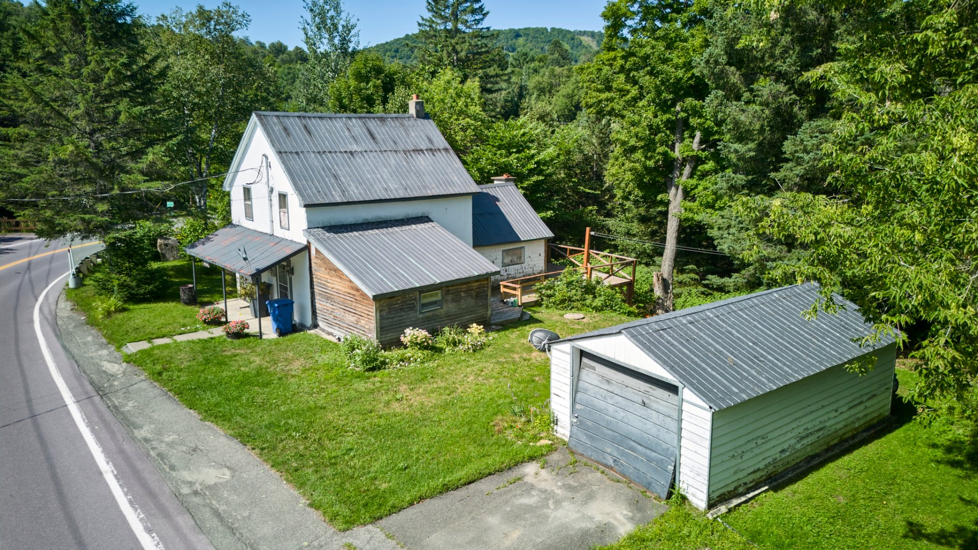 909 Ch. du Village