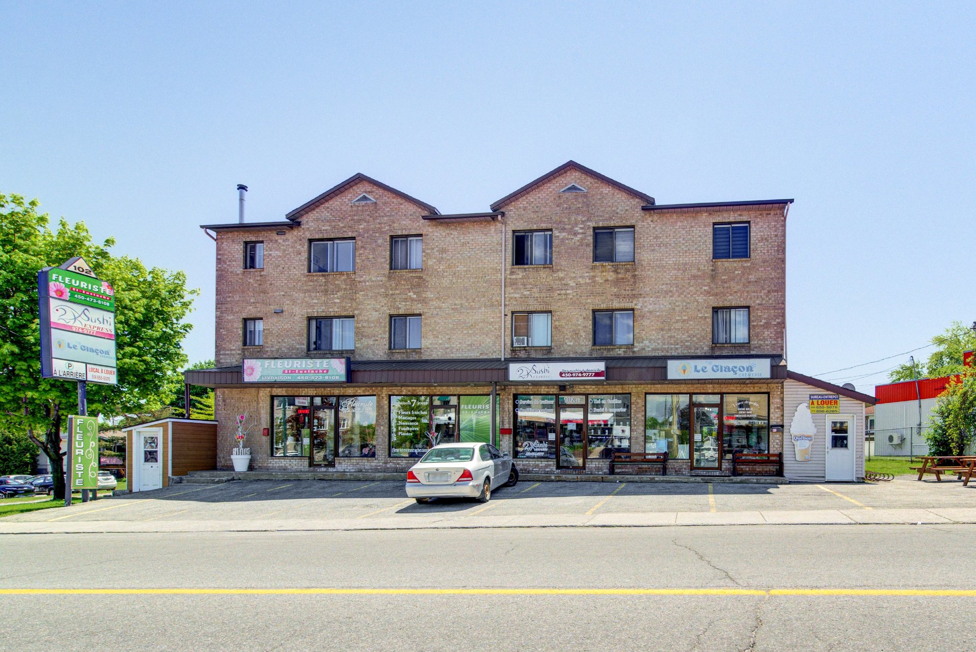  102D Rue St-Laurent