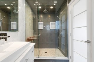 Ensuite bathroom