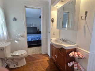 Salle de bains attenante à la CCP
