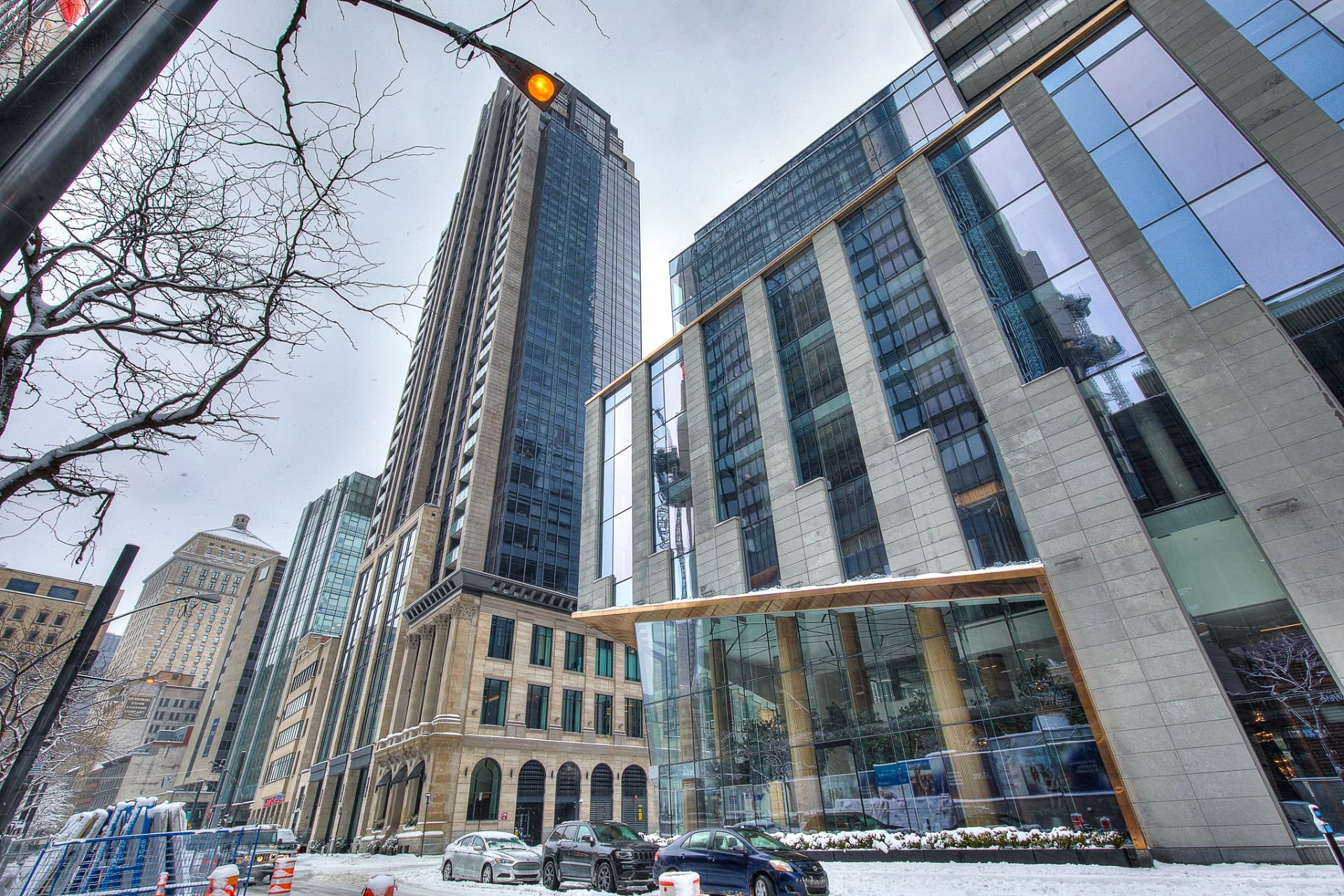 #2702 - 628 Rue St-Jacques