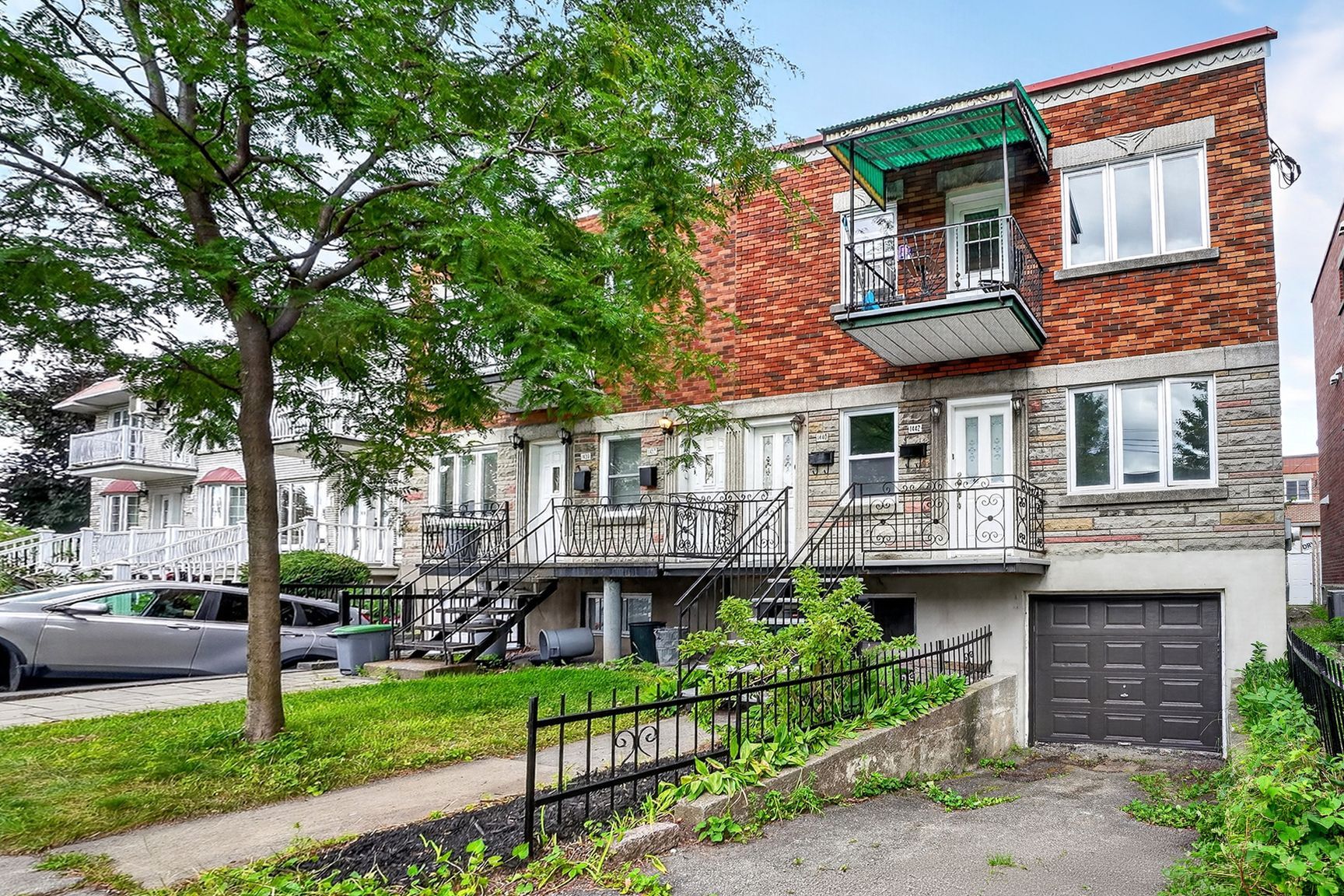 1440 - 1442  Rue Springland