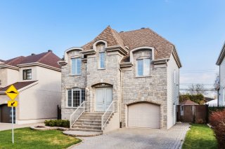 3012 Rue Pierre-Corneille