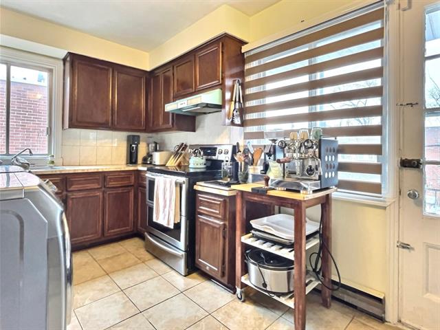 #3 - 8745 Rue Waverly