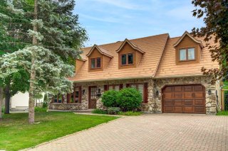 210 Rue Papineau