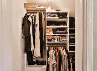 Walk-in closet