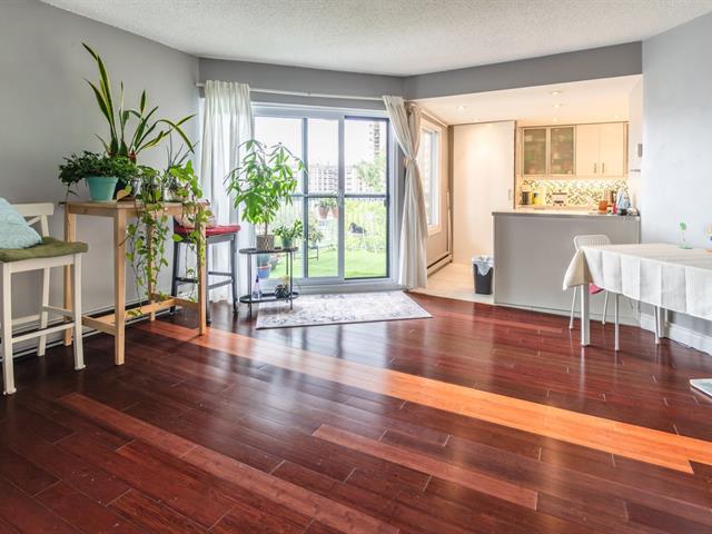 #811 - 3480 Rue Simpson