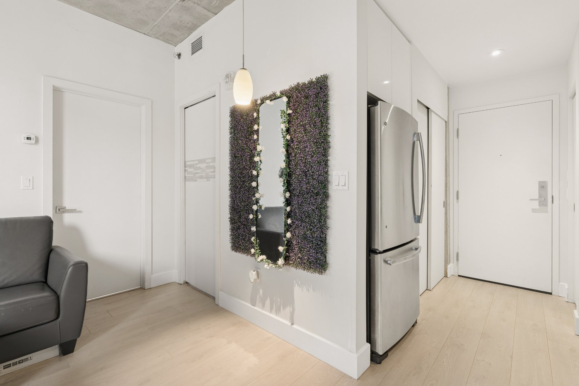 888 Rue Wellington — photo 3