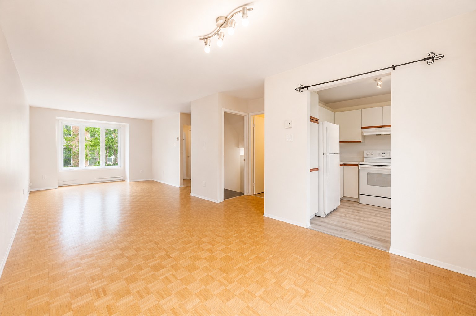 2055 Rue Workman