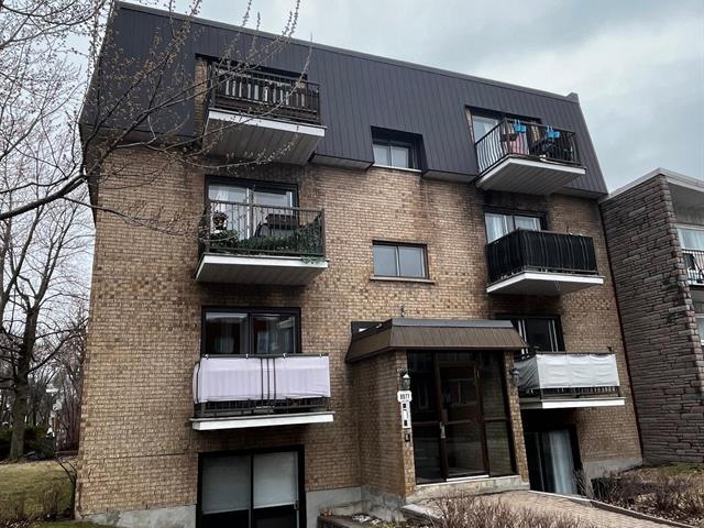 8977 Rue Notre-Dame E.