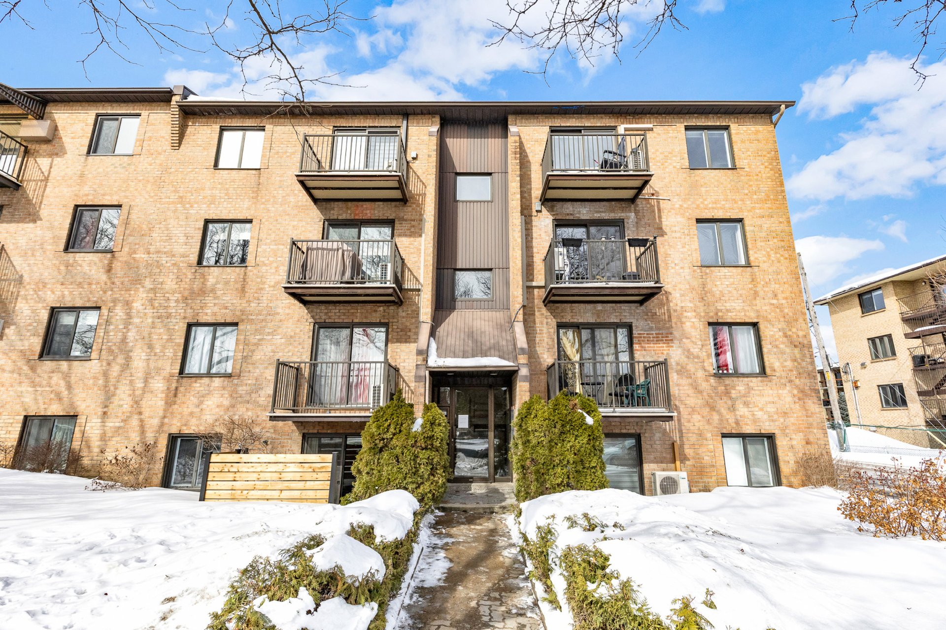 419 Boul. Dagenais E.