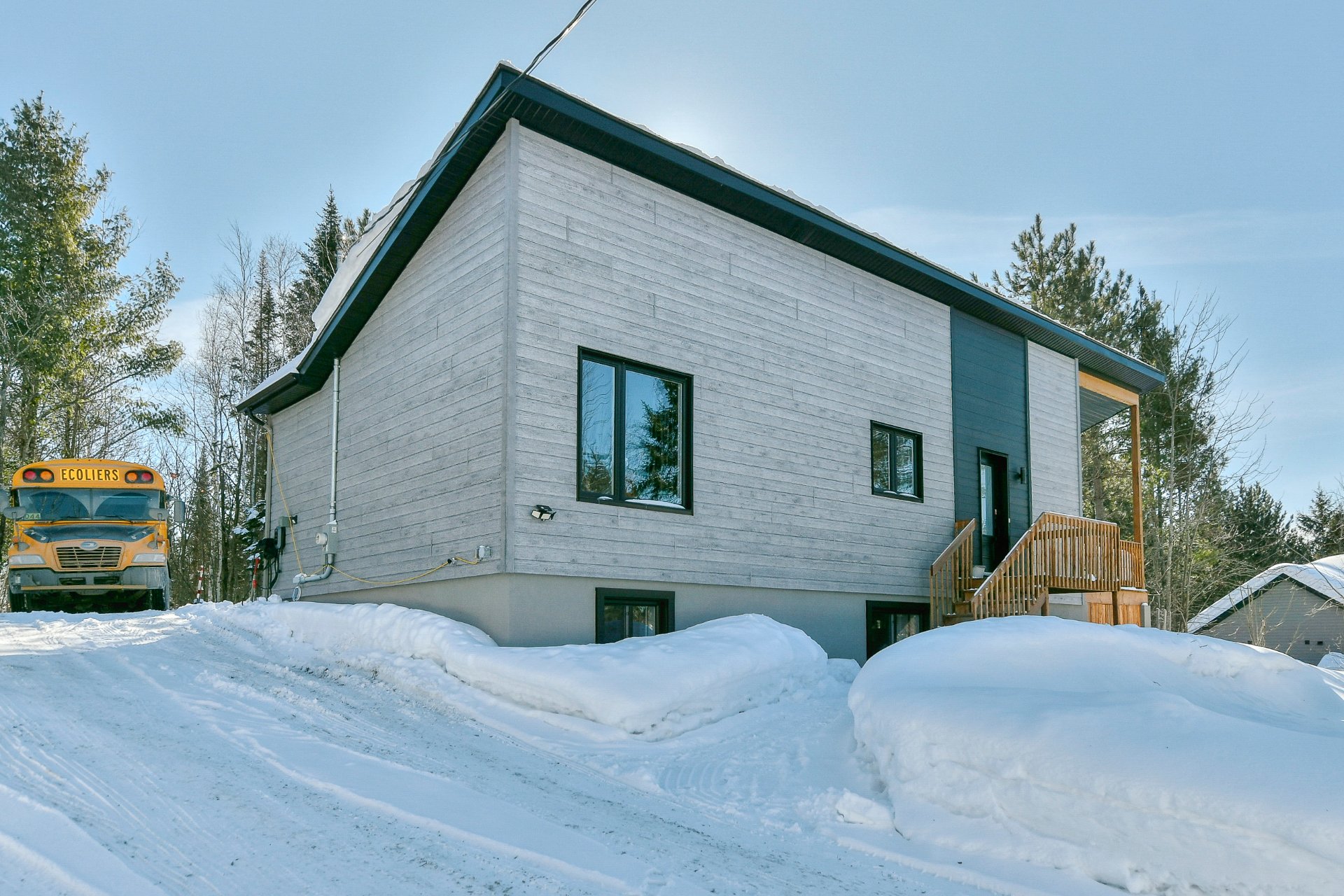 136 Rue des Monardes