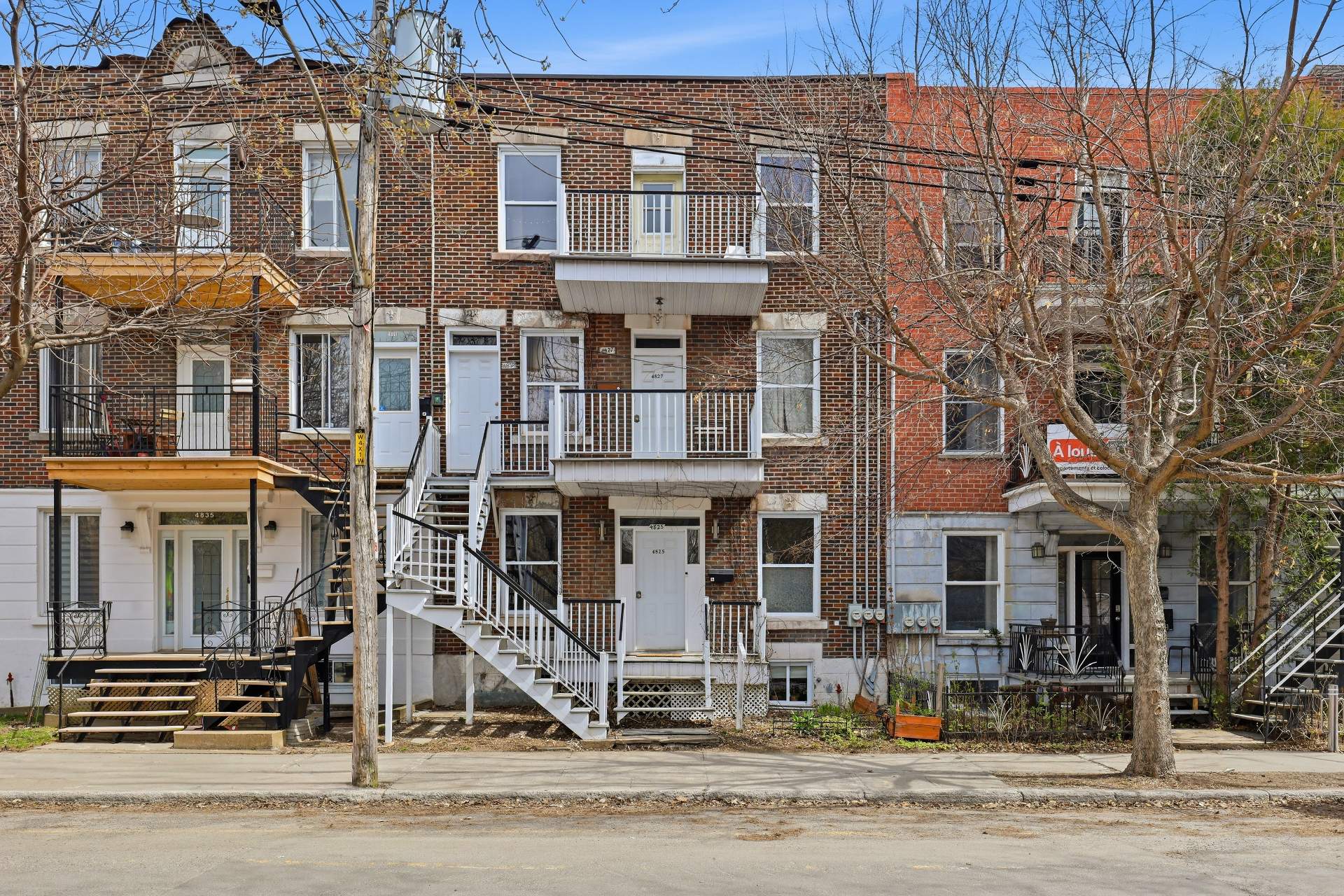 4825 Av. des Érables