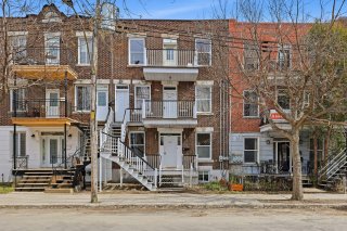 4825 Av. des Érables