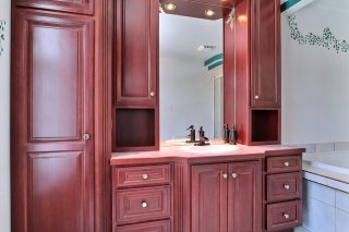 Ensuite bathroom