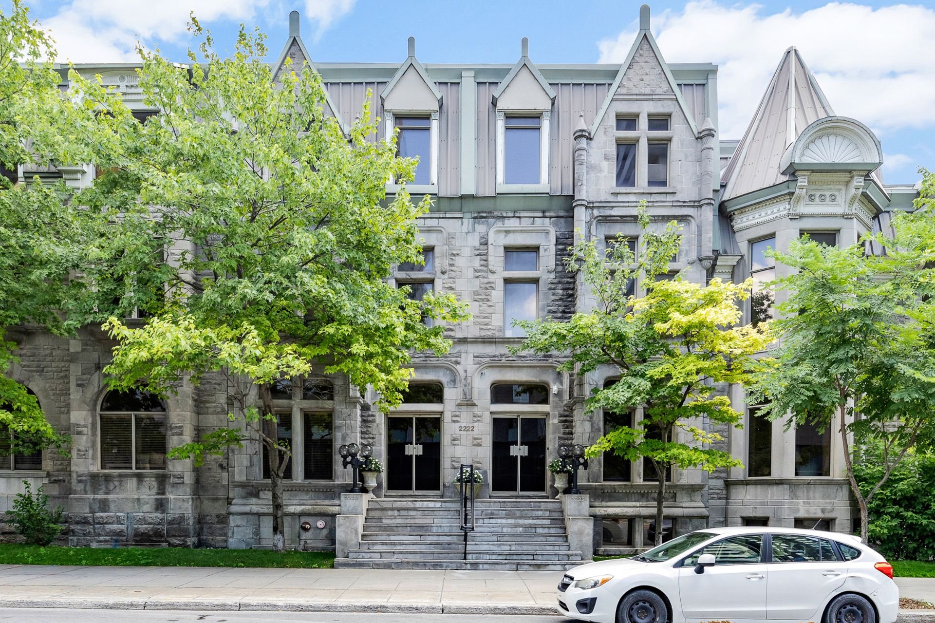 #A - 2222 Boul. René-Lévesque O.