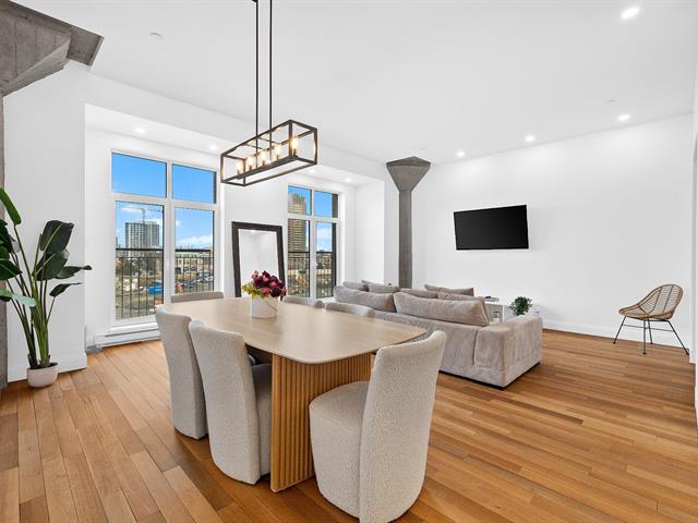 #725 - 1000 Rue de la Commune E.