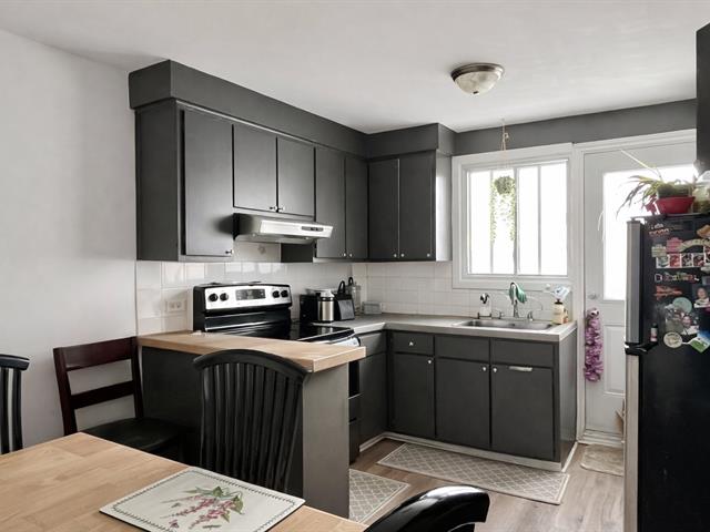 #8 - 7430 Av. Des Ormeaux