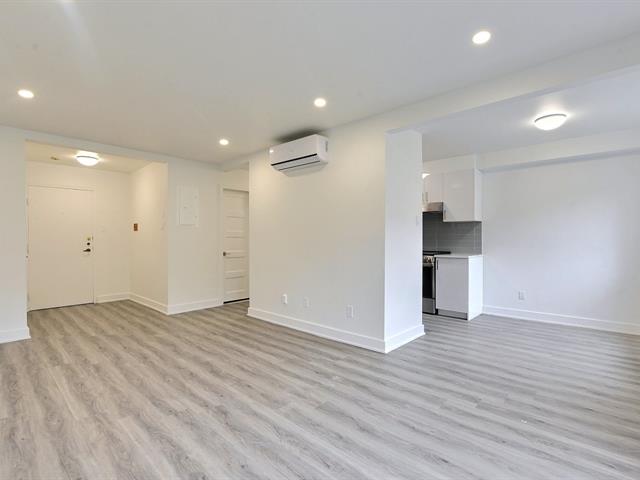 #112 - 2555 Boul. de la Côte-Vertu