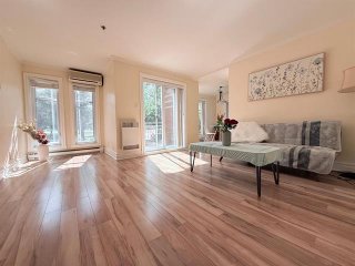 #102 - 6361 20e Avenue