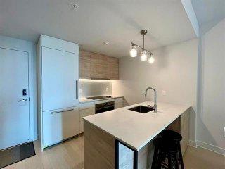 #412 - 605 Rue de l'Escale