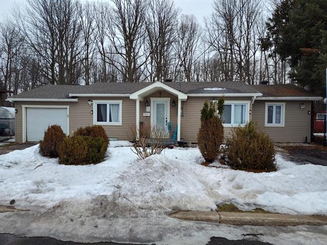 3955 Rue Noble