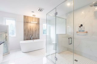 Ensuite bathroom