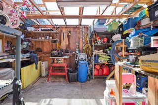 Shed